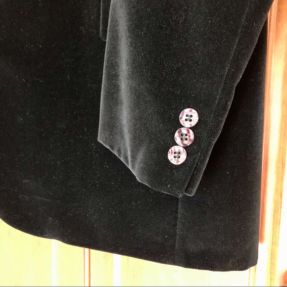 Men’s Black Velvet Suit Jacket, size 46 - Picture 6 of 7